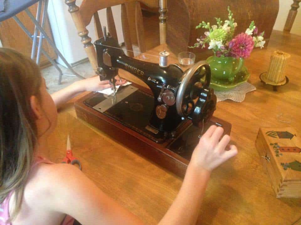 antique singer sewing machine